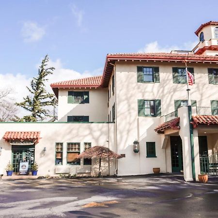 Columbia Gorge Hotel & Spa Hood River Esterno foto
